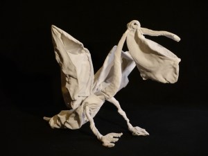 Tissu cousu peint sur armature métallique